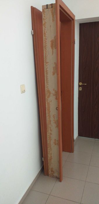 Интериорна врата