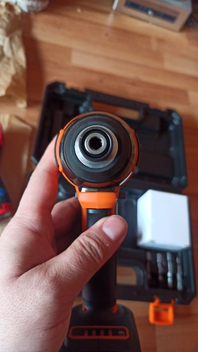 Autofiletanta cu impact, brushless, li-ion 21V 2000mAh