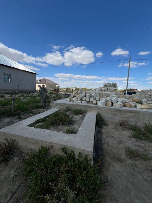 Жер сатылады дайын фундамент кирпишимен