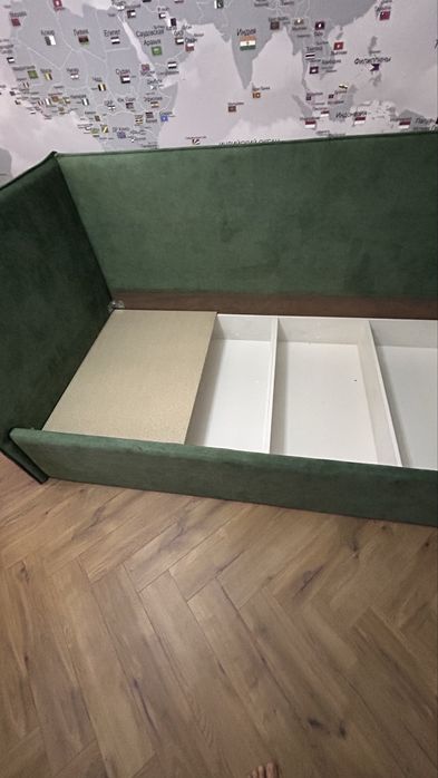 Продам кровать размер 100х200