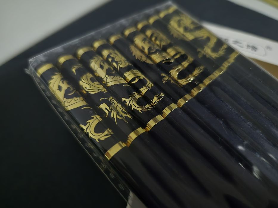 Закаленные палочки для еды