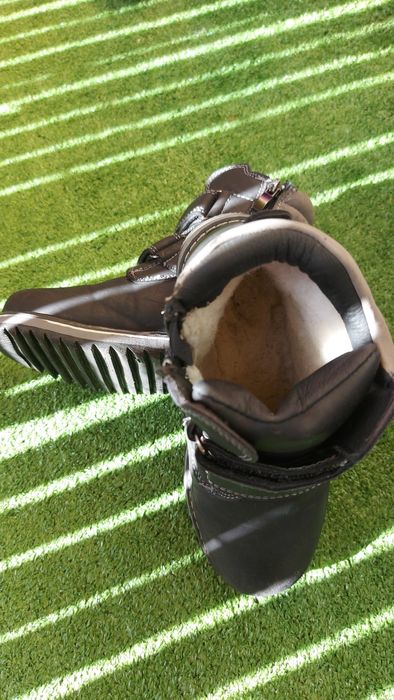 Здрави рядко носени зимни обувки стелка 21 см