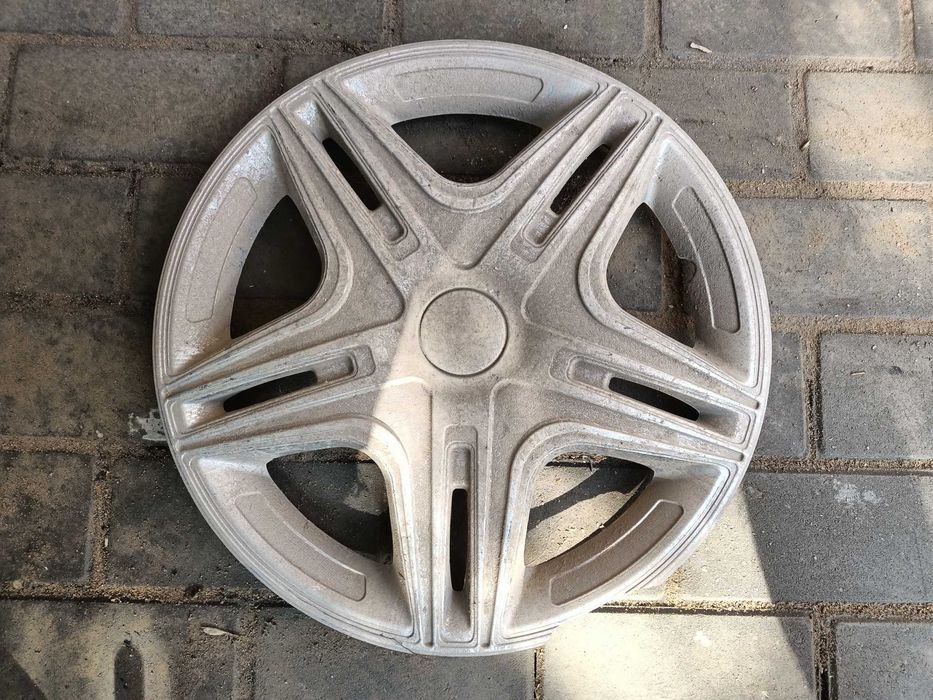 Продам колпаки для авто.