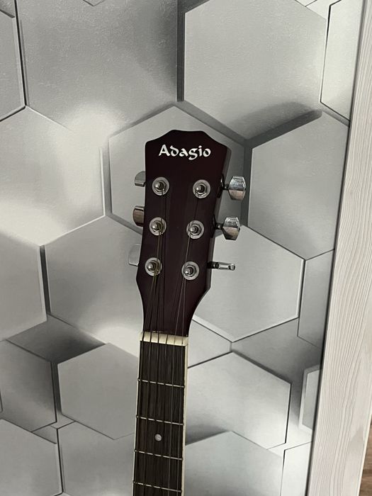 Акустическая гитара Adagio 41"