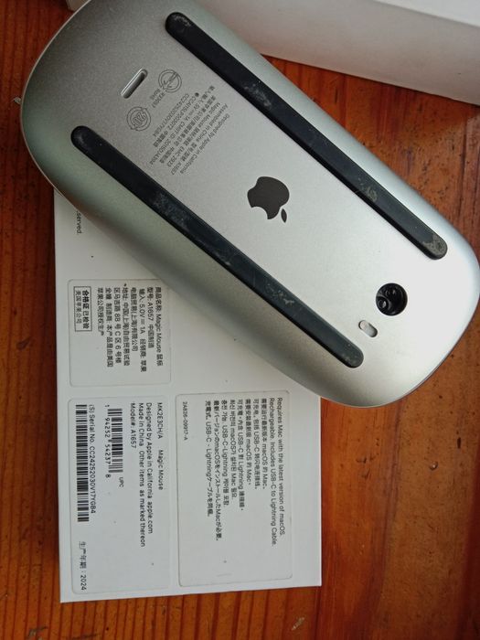 Magic mouse оригинал почти новый