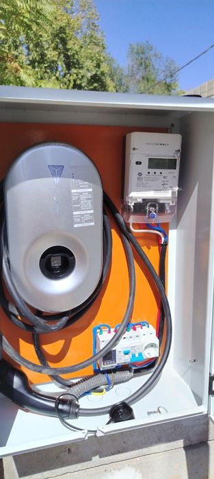 Установка зарядное устройство для Электромобилей.
7квт зарядка установ