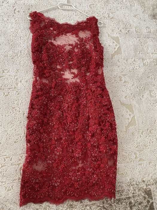 Rochie noua cocktail rosie superba Lucrata manual