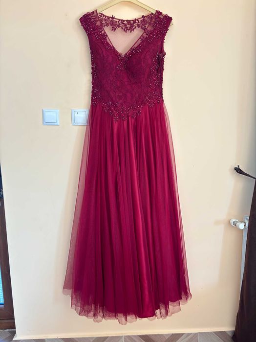 Rochie voal rosie/visiniu ocazie