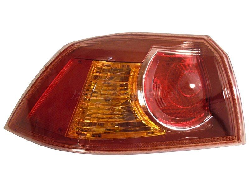 Фонарь задний Mitsubishi Lancer