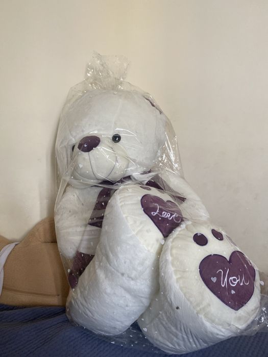 Мишка новый больше метра,доставка есть