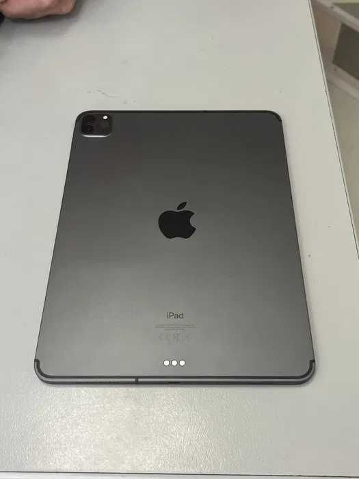 iPad Pro 11 1TB с чанта