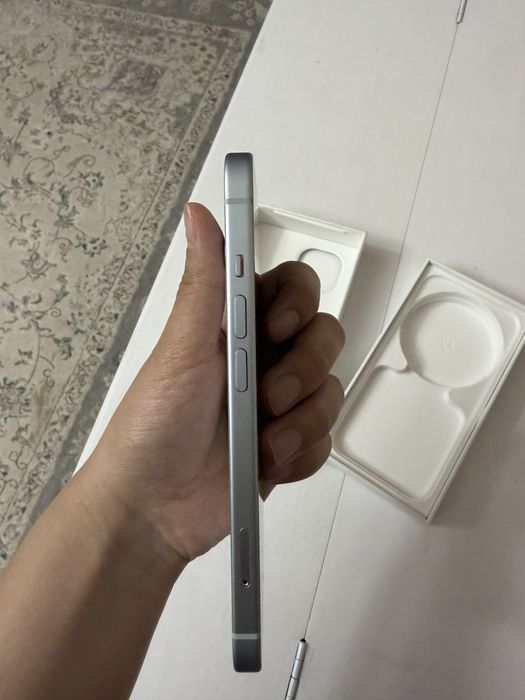 Iphone 15, 128GB, 99% батарея