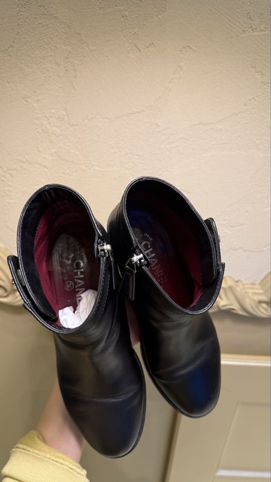 Сапожки Chanel онигинал 38 р