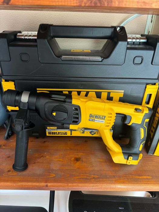 перфоратор и флекс Dewalt