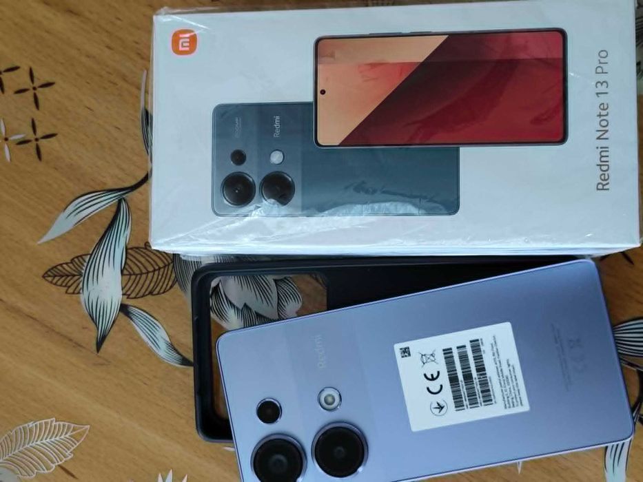 Телефон Redmi Note 13 pro