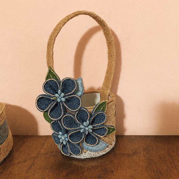 Ръчна изработка- панери и кошници от юта