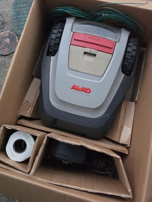 Maşina de tuns iarba cu acumulator AL-KO Robolinho 110 (119781)