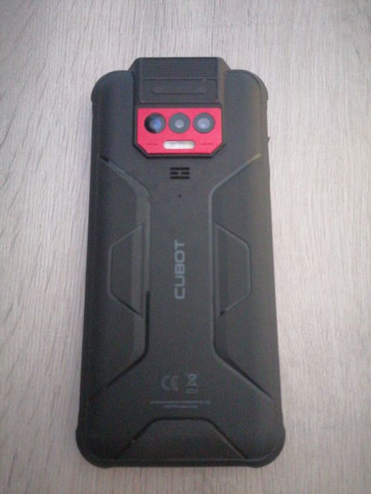 Зачищеный смартфон cubot king kong 8 8гб/256гб