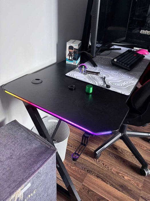 Birou Gaming Huzaro, Hero 4.8, 160 X 60 X 74 Cm, Negru