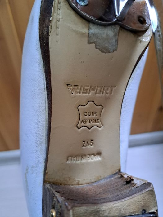 коньки для фигурного катания