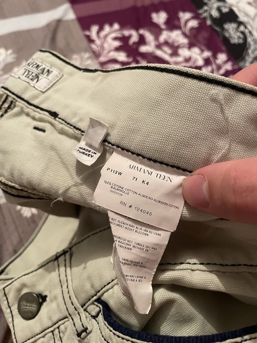 Pantaloni originali Armani