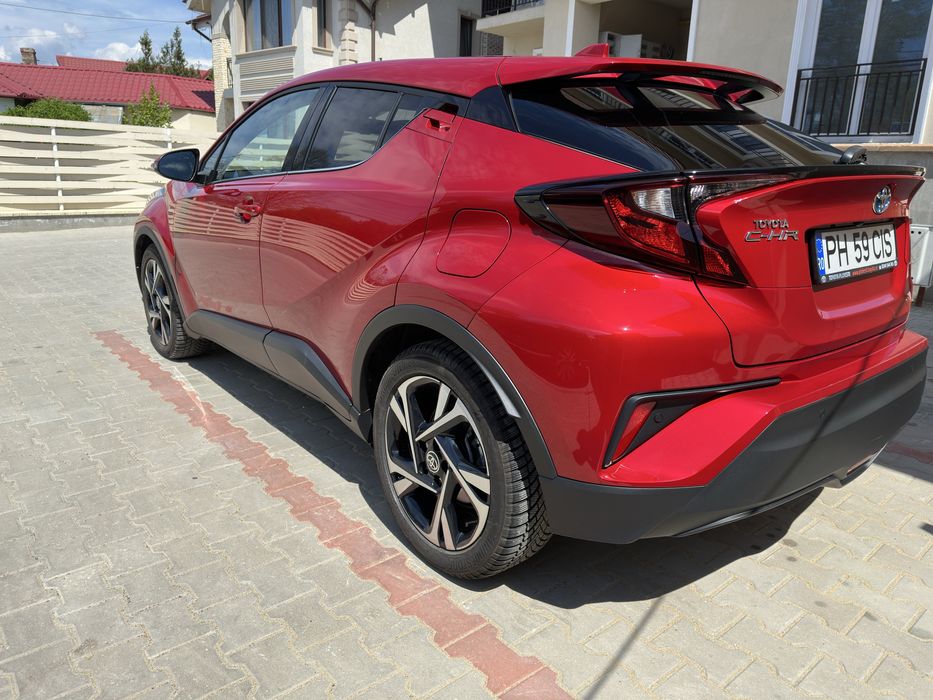 Toyota c-hr 2023 1.8L hybrid echipare Cult