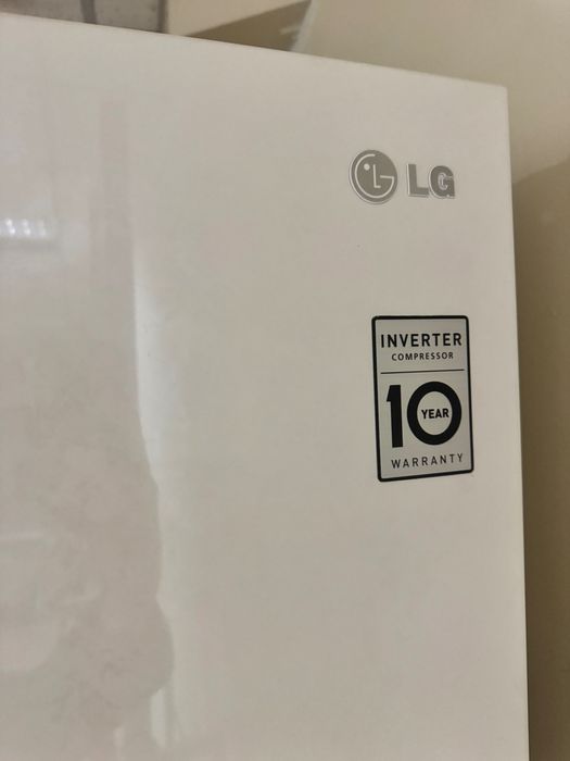 Продам Холодильник LG