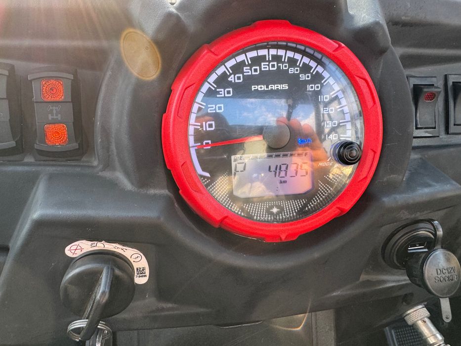 Polaris Rzr 1000 buggy