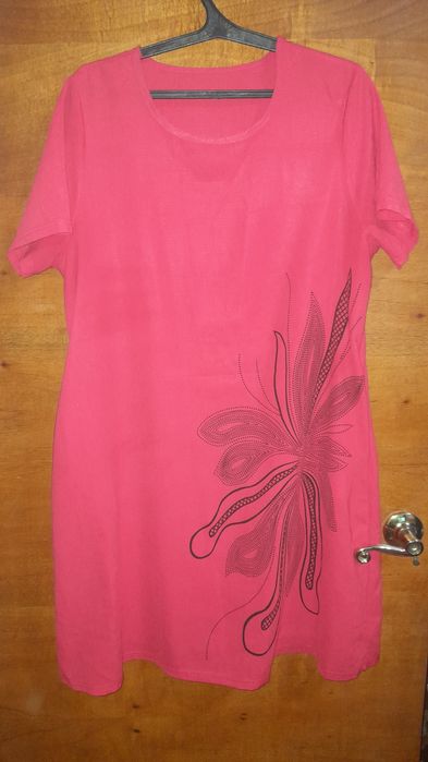 Шикарные наряды на женщин 48-50