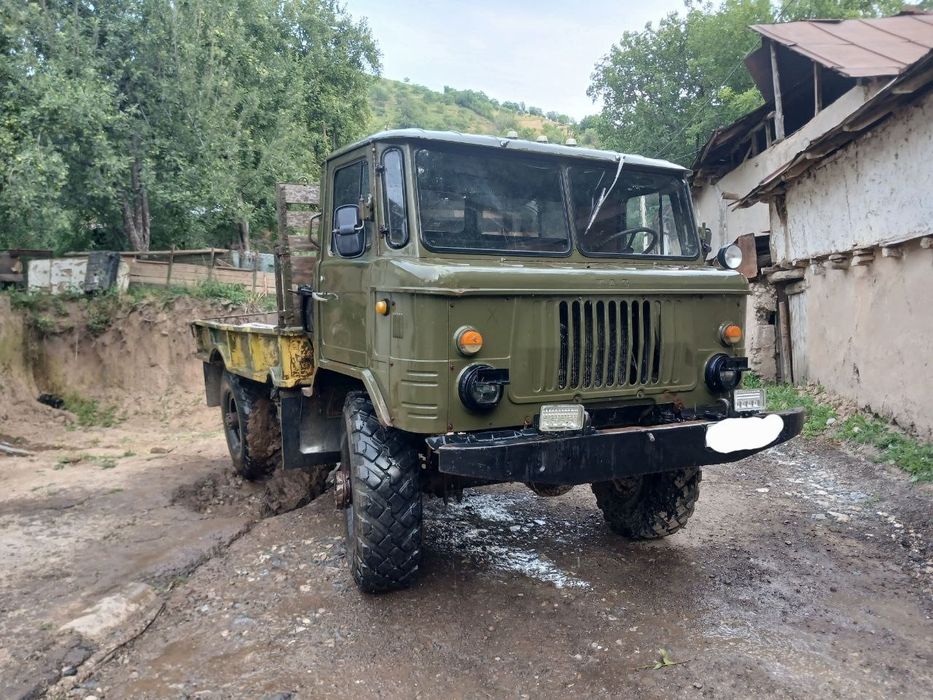 Gaz 66 2ta sotiladi