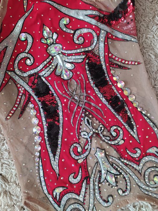 Продам купальник