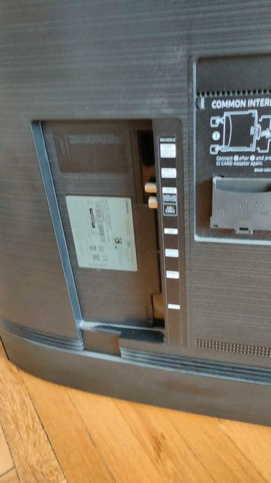 SAMSUNG UE55TU7092UXXH 200 лева