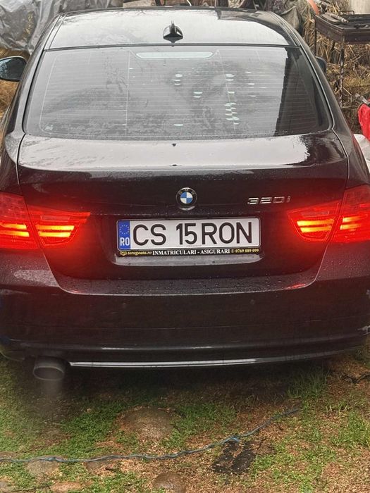 Vând BMW seria3,benzină,automată,nu scoate zgomote.