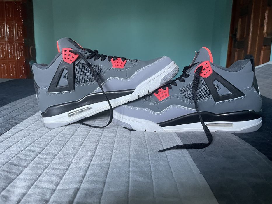 Jordan 4 Infrared