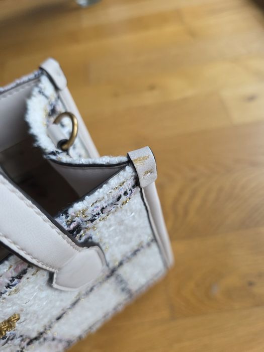 Geanta Guess tweed