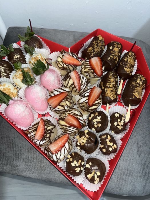 Клубника в шоколаде букет