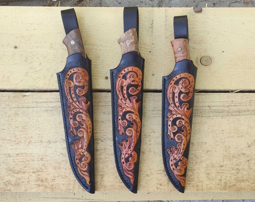 Кожени ръчно изработени кании за ножове с рисунка и без