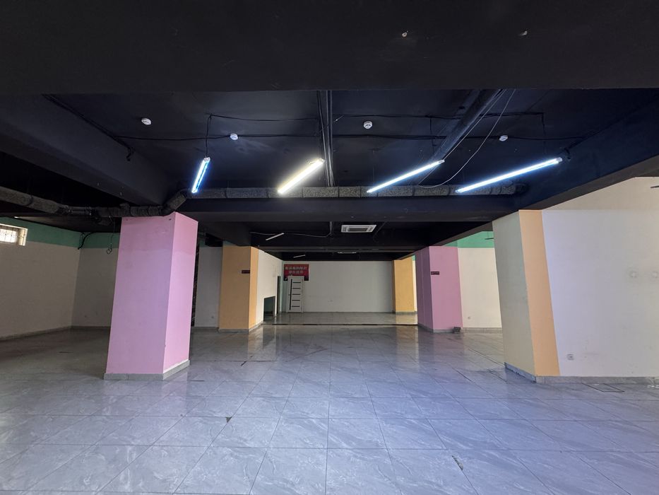 Коммерческое помещение 560 м² в аренду