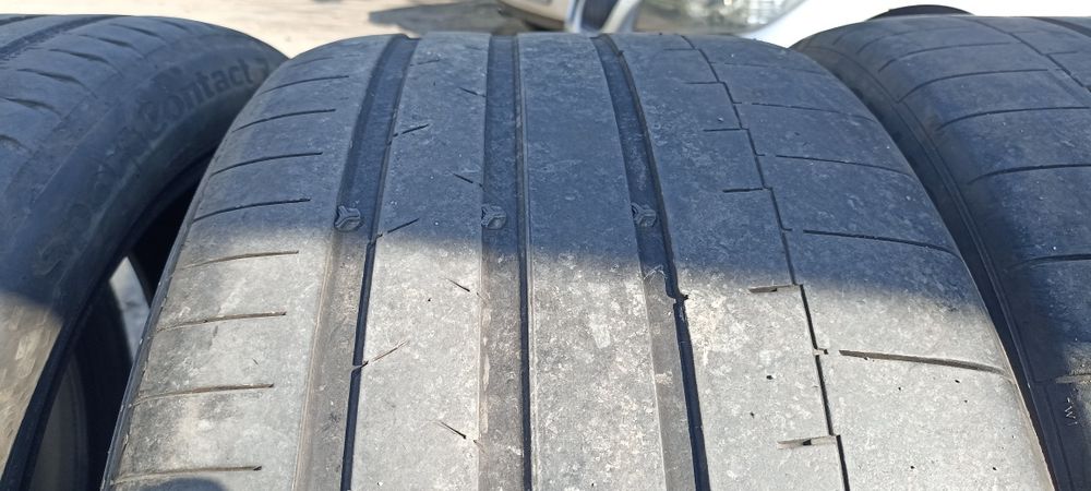 Continental 265 40 21