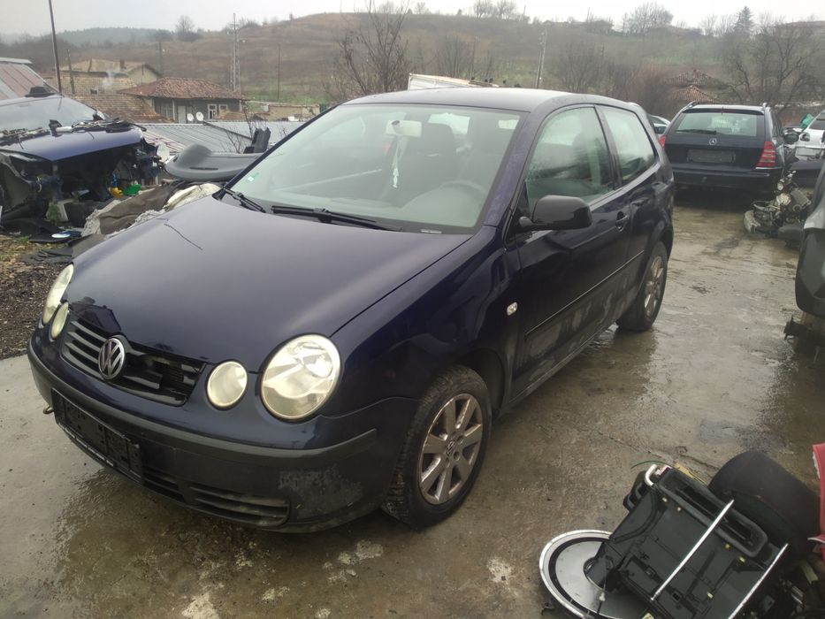 Фолксваген поло 1.2 бенз 2 врати. 64 коня 2 броя