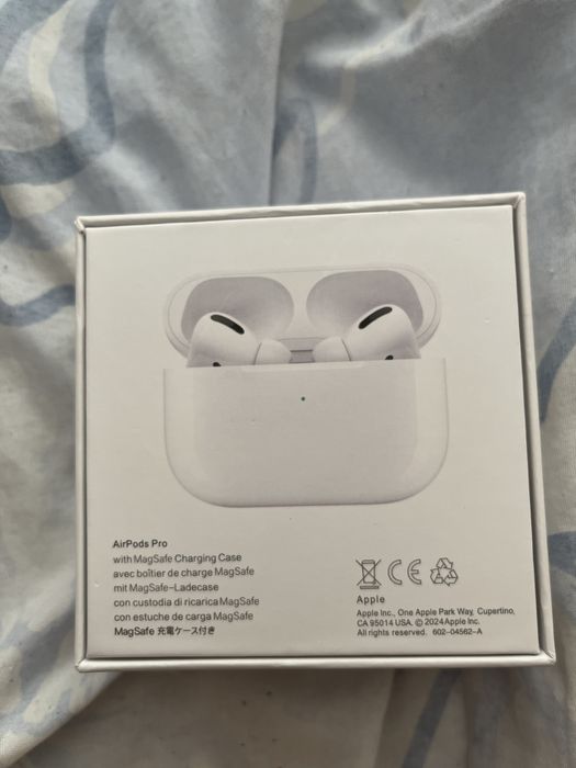 Безжични слушалки AirPods
