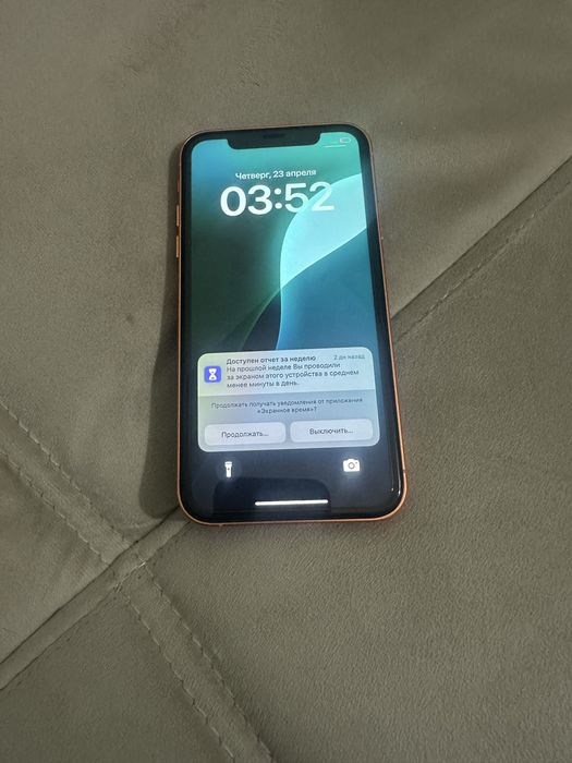 Продам iphone XR переобут под 17