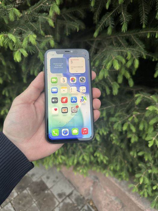 Продам телефон Айфон 11 128 Gb