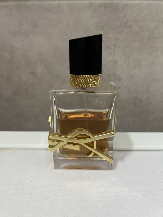 Продам парфюм Евсент Лоран 30 мл.