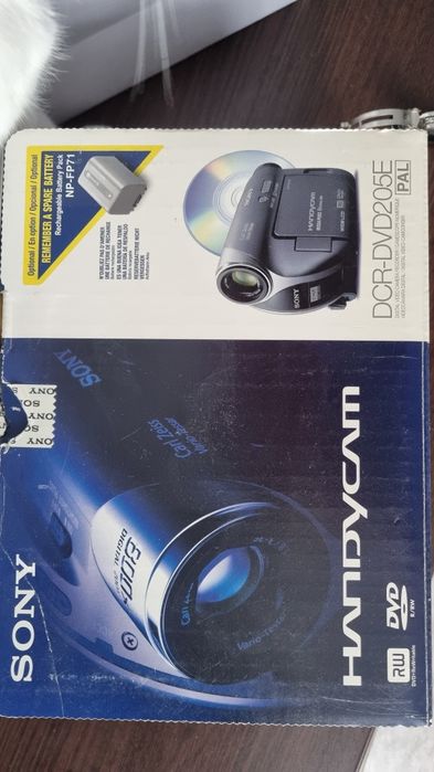 Видео камера SONY