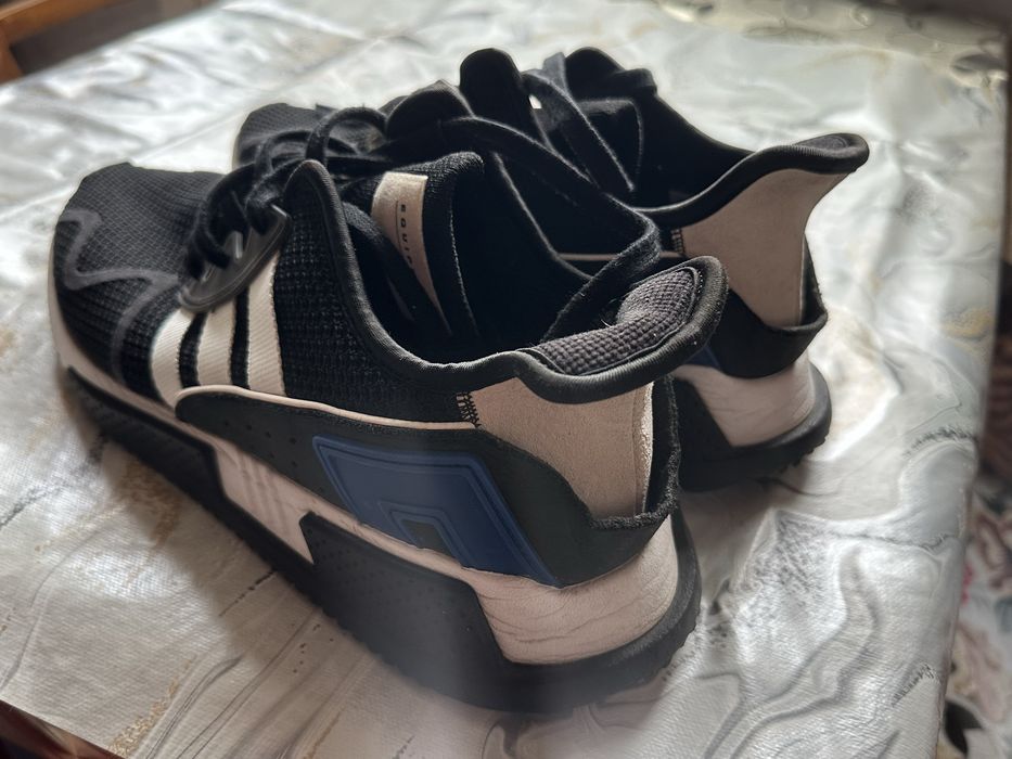 Оригинални обувки