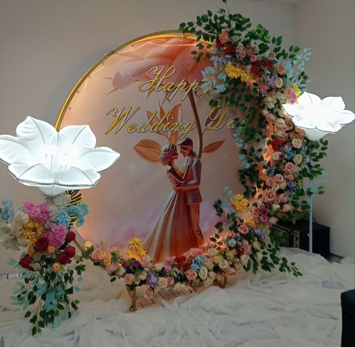 Oformleniya, tóy bezaklari sotiladi