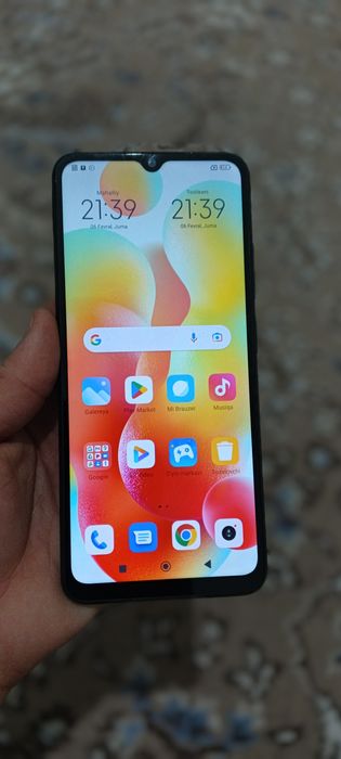 Redmi 12C telefoni sotiladi