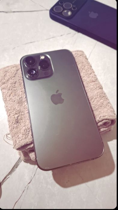 Iiphone 13 proo.