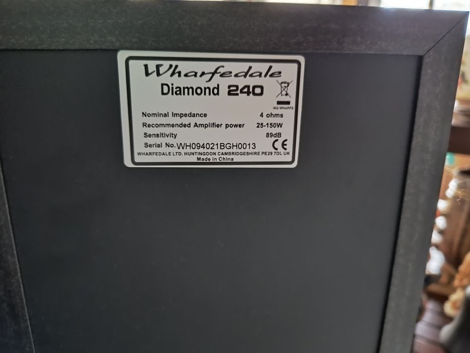 Wharfedale Diamond 240